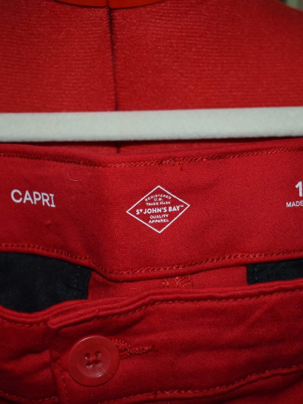 Capri's - Picture 3 of 4